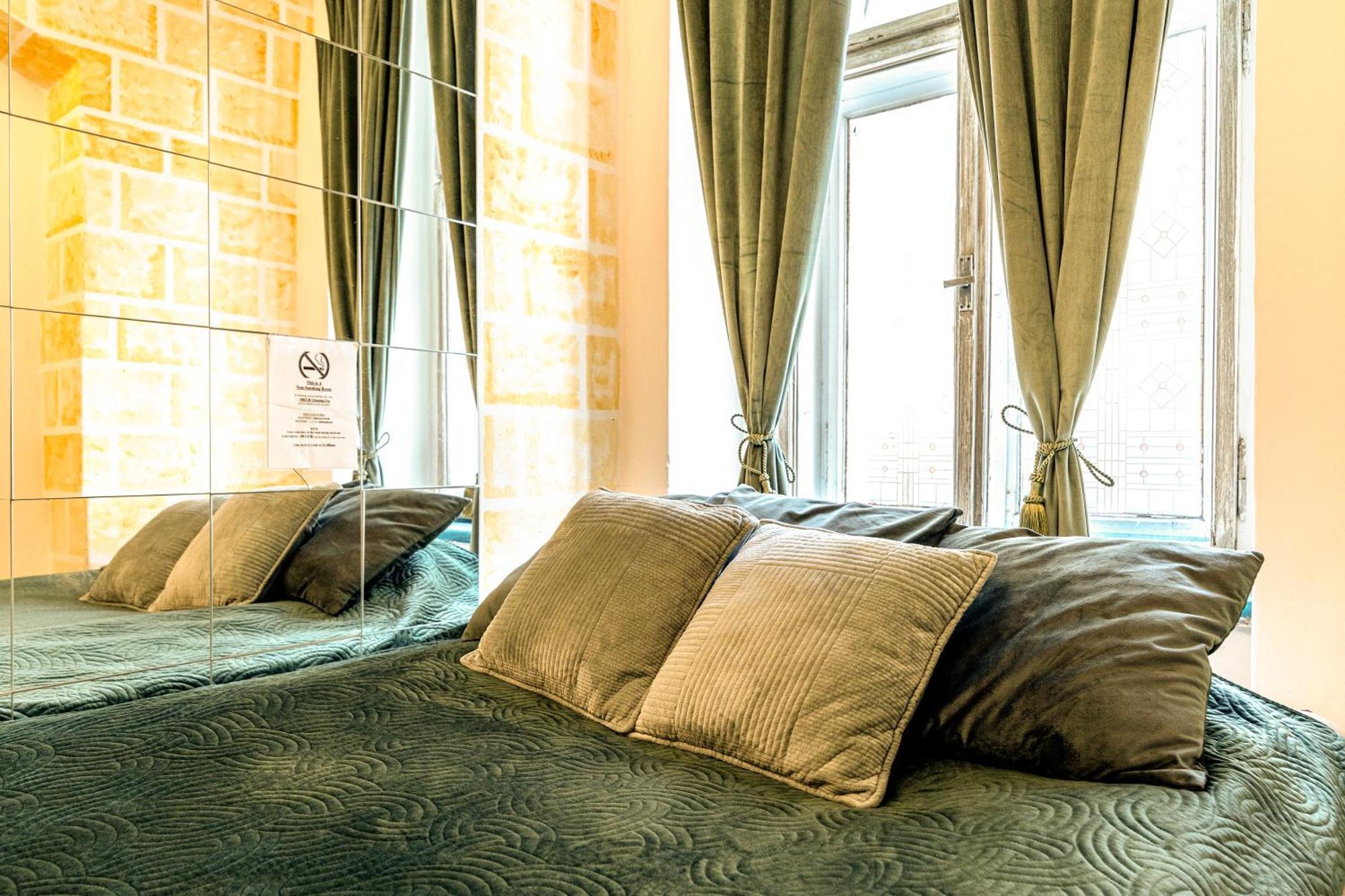 Fairytale Castle Apartment Prague Luaran gambar